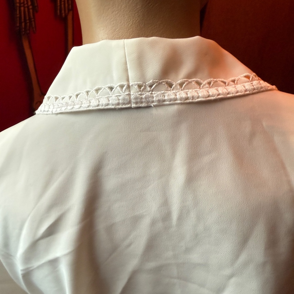 Vintage Elegant White Beaded Embroidered Women's Blouse - Picture 5 of 7